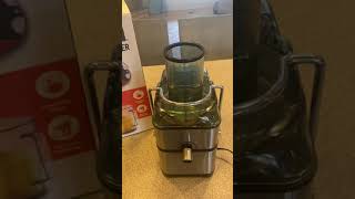 Gourmia whole fruit extraction juicer [upl. by Picco533]