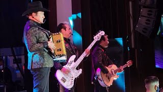 Los Tigres Del Norte  Pacas De a Kilo  En Vivo Gira 2021 [upl. by Botnick]