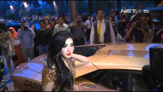 Entertainment News  Syahrini buka usaha Karaoke [upl. by Jeritah]