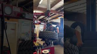 Installing a tire shortvideo shorts video reels youtubeshorts work mexico viralvideo [upl. by Buyers]