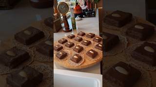 بسبوسة مغطسة بالشوكولا 🍫 chocolate coated basbousa abirzkitchen cooking [upl. by Assille209]