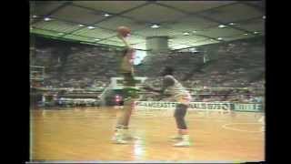 Notre Dame defeats UT Vols in NCAA Tournament  March 1979 [upl. by Gatian976]