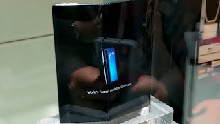 MWC19 Huawei Mate X  Das Erste Faltbare 5G Handy [upl. by Reivaz527]