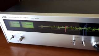 VINTAGE TUNER JVC VT700 [upl. by Repsac]