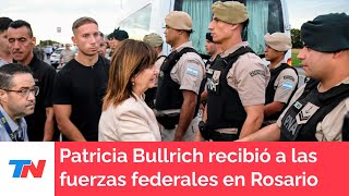 Patricia Bullrich recibió a las fuerzas de seguridad que llegaron a Rosario [upl. by Revell]