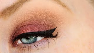 How To Winged Gel Eyeliner Tutorial [upl. by Aissat]