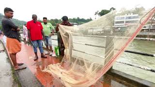 മഴക്കാല മീൻപിടുത്തം mundakayam  Cast net fishing  throw net fishing [upl. by Chaffinch]