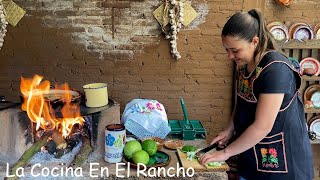 Chilacayote Con Carnita De Puerco La Cocina En El Rancho [upl. by Alah]