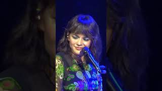 🤨 Watch Norah Jones react to a fan calling her quotNor Norquot [upl. by Rodney]