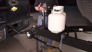 How to Set Up a Weight Distribution Hitch [upl. by Paine]