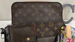 WHAT’s In My Bag VTG Louis Vuitton Orsay Clutch [upl. by Einra99]