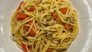 PASTA con le VONGOLE  ricetta e procedimento facilissimi lapastadelfuorisede [upl. by Renfred]