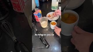 How I make my yorkshire puddings 🤤 cookwithme dinnertime easyfood easyrecipe [upl. by Lewendal]