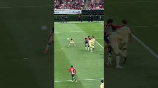 El piojo Alvarado volvió locos a los americanistas en el clásico nacional Chivas vs América [upl. by Nizam271]