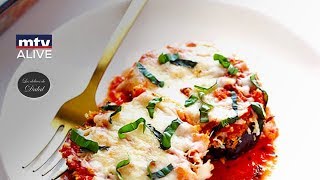 How to prepare the eggplant Parmigiana and the balsamic chicken curry [upl. by Folberth177]