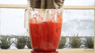 Recette de Smoothie fruits rouges  Fitnextcom [upl. by Ellett]