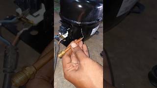 Fridge pin valve breezing fridgerepair ytshort ytviral shorts [upl. by Bellaude]