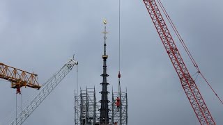 Paris  la flèche de NotreDame dévoilée [upl. by Suoicerp]