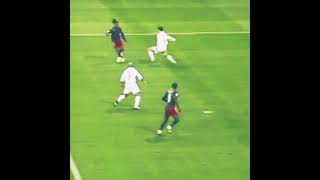 Ronaldinho Goal vs Real Madrid amp Get Standing Ovation In Santiago Bernabeu 2005 elclassico [upl. by Francine258]