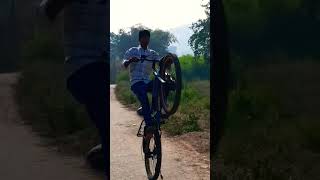 cycle stunt 😱😱😱😱😱😱😨😨😱😨😨😨 [upl. by Eilata]