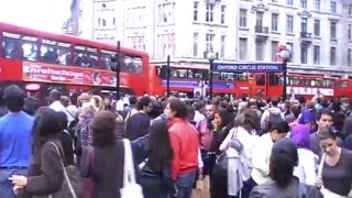 London London erstickt im Verkehr  London choked in traffic [upl. by Elleral579]