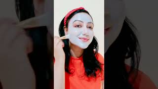 Under 1 min Review The Moms Co Natural clay Mask shorts youtubeshorts [upl. by Leann]