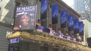 Lunt Fontanne Broadway Theatre Near Times Square New York City [upl. by Lacey]