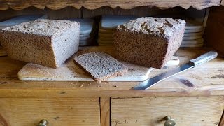 Sauerteigbrot Teigherstellung nur 9 Minuten Roggenmischbrot Brot backen ohne Kneten [upl. by Bonina]