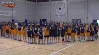 Entrenamiento femenino conjunto en la Malvarrosa [upl. by Htidirrem]