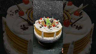 2 kg butterscotch cake 🎂 decoratingshortvideo stylishcake 🎂youtubeshort ytshorts ytshortsviral [upl. by Shutz]