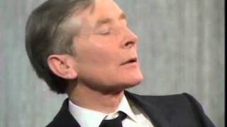 Kenneth Williams Edith Evans Anecdote [upl. by Baer]