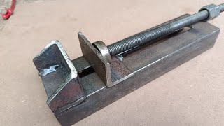 DIY Metal Bench Vise  Making A Heavy Duty Metal Bench Vise  How To Make A Bench Vise beginners [upl. by Columbus935]