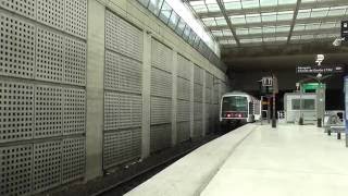 MI79 livrée Stif  Départ de la gare de Aéroport Charles de Gaulle 2 TGV sur la ligne B du RER [upl. by Ainar]