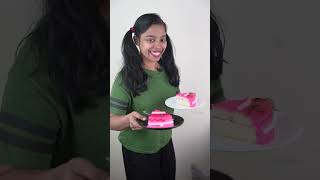 Sister VS Me 🍓 Eating Strawberry Cake 🎂 Behno ki NokJhok 😜 minkutinku shorts comedy funny cake [upl. by Na]