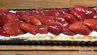 TARTE AUX FRAISES DE CUISINE MALIYA وصفة طورطة الفرولة طريقة سهلة جدا [upl. by Linoel]