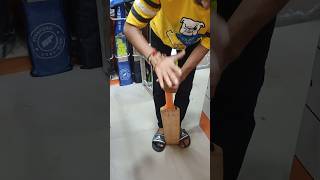 How to grip apply bat per lagaye shorts shorts gripreview bat [upl. by Doretta]