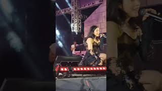 Yasmin Mendes cantando Eu sei de cor em Hopi Hari [upl. by Sirromaj107]