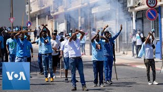 Eritrean AsylumSeekers Clash With Israel Police  VOA News [upl. by Enitsenrae]