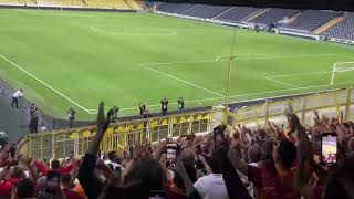 Galatasaray Taraftarı Kadıköyde Eğleniyor Binnaz Vol24 FBvGS Galatasaray Fenerbahce ultrAslan [upl. by Ahseenyt]