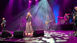 Belinda Carlisle  Summer Rain  Live in Melbourne 20092024 [upl. by Ayanej]