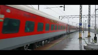 Godan Express high speed cross kasara ghat onboard 11055 LTT mumbai [upl. by Halimaj]