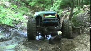 Nicks S10 Buggy Climbs Muddy Rock Ledge in Stillwell 6142014 [upl. by Yeleen620]