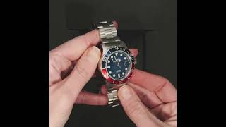 Glycine Combat Sub Mens Watch Unboxing video GL1016 [upl. by Adoc]