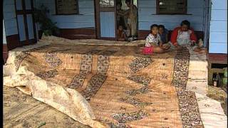 Tongan Arts and Crafts Tapa Cloth Making [upl. by Netniuq]