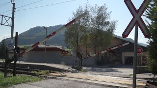 Eisenbahnkreuzung mechanische Schranken Pinsdorf Bhf Siedlungsstraße [upl. by Dott231]