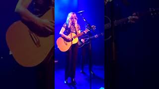 Louane  Jour de pluie  live at Heimathafen Neukölln 28042018 [upl. by Rico]