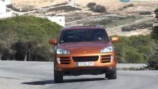 Essai Porsche Cayenne [upl. by Auqinu]